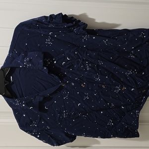 Women's rayon short sleeve top.